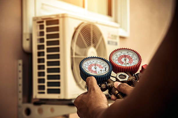 Professional Heat Pump Repair technician working in Vale, OR
